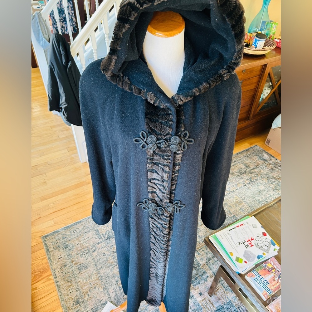 Vintage Jonathan Michael Wool Blend Coat Faux Fur Hood Size 6 - Picture 3 of 11